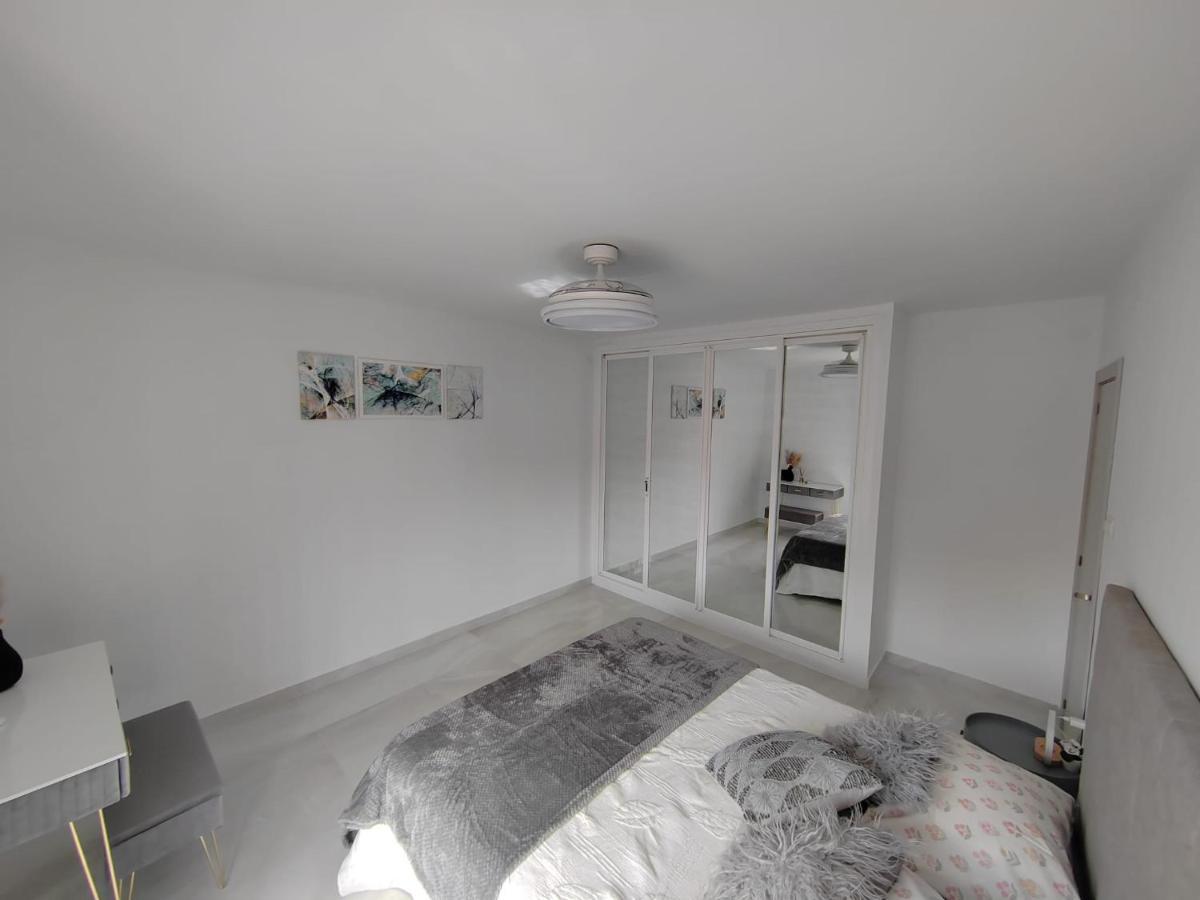 Apartamento La Torre,200M Hasta La Playa بينالماذينا المظهر الخارجي الصورة